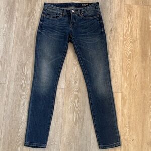 BLANK NYC Skinny Classique